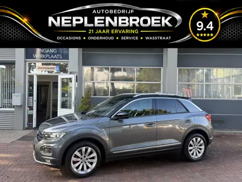 Volkswagen T-Roc 1.5 TSI Sport Business R Automaat,navi,Trekhaak,Stoelverwarming,18Inch Bj 2019 Hoge
