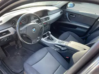 Foto 12 van BMW 3-serie 320i High Executive