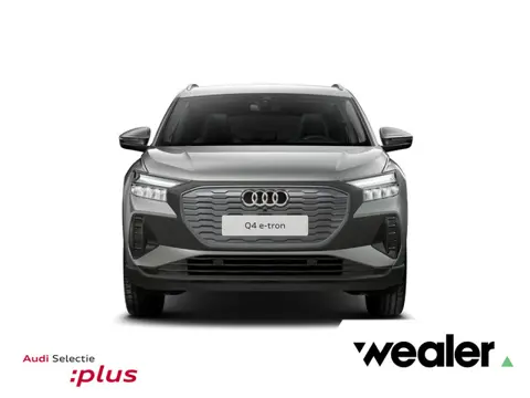 Audi Q4 e-tron 45 Edition 82 kWh | 286 PK | SoH 100% | Warmtepomp | Adaptive cruise control | Stoelv