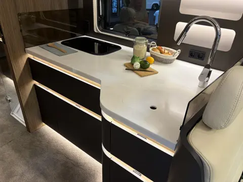 Morelo PALACE 88 LB Retarder Nieuw Interieur! (bj 2026)