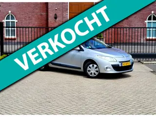 Renault Mégane 1.6 Expression / Airco / Navi / Dealer onderhouden / Nap / Cruise
