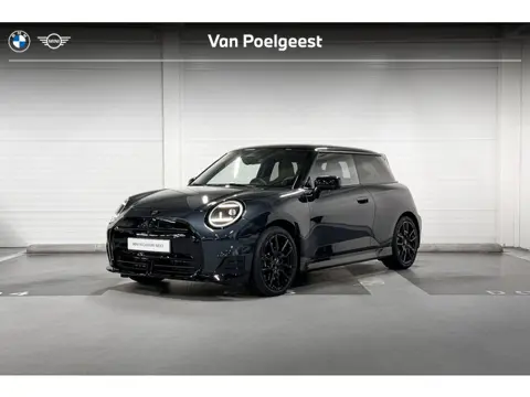 MINI 3-Deurs Cooper SE John Cooper Works | Pakket XL | Panoramadak | Head-Up Display | Harman/Kardon