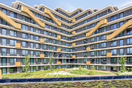 Woning aan de Pampuskade te Rotterdam