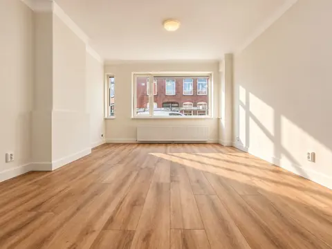 Woning aan de Roerstraat te Den Haag