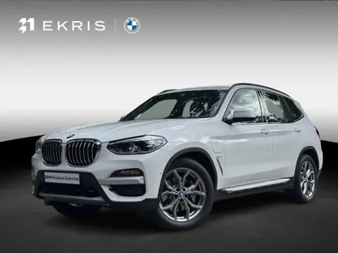 BMW X3 xDrive30e High Executive | Trekhaak met elektrisch wegklapbare kogel | Achteruitrijcamera | D