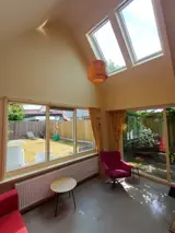 Foto 21 van Vrijstaand vakantiehuis met omheinde tuin en slaapkamer beneden