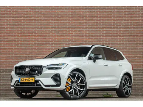 Volvo XC60 T8 AWD Polestar Engineered, Bowers & Wilkins, 360 Camera, Trekhaak, Head-up, Achterbankve