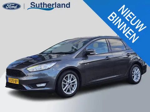 Ford Focus Wagon 1.0 Trend edition 125 pk | Trekhaak | Climate control | Stoelverwarming | Stuurwiel