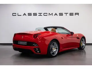 Foto 18 van Ferrari California 4.3 V8 Btw auto, Fiscale waarde € 22.000,- (€ 90.867,77 Ex B.T.W) DEALER AUTO Dea