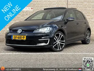 Volkswagen Golf 1.4 TSI GTE | Sterrenhemel | Blauwe Gordels | Leder | Pano | Climate | PDC |