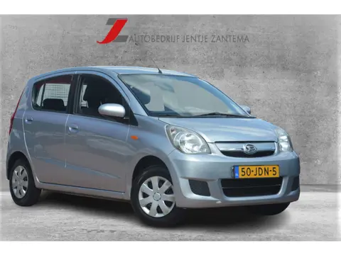 Daihatsu Cuore 1.0 Premium (bj 2009, automaat)