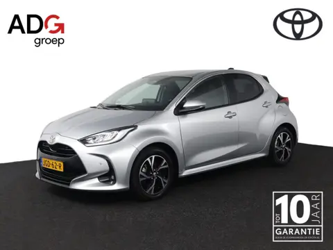 Toyota Yaris 1.5 Hybrid 115 Dynamic | Stoelverwarming | Stuurwiel verwarming | Parkeer sensoren |