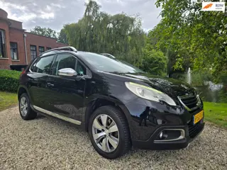 Peugeot 2008 1.2 VTi Allure