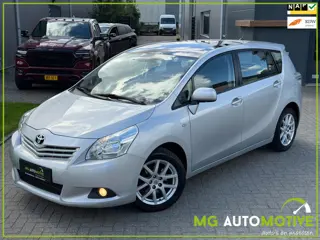 Toyota Verso 1.8 VVT-i Business | Pano | Navi | Camera | NETTE AUTO!