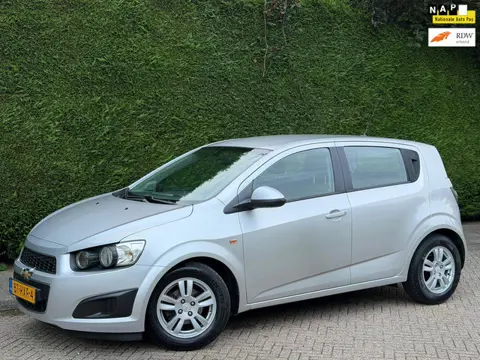 Chevrolet Aveo 1.2 LT /CRUISE/AIRCO IJSKOUD/LAGEKM/RIJDTSUPER!/
