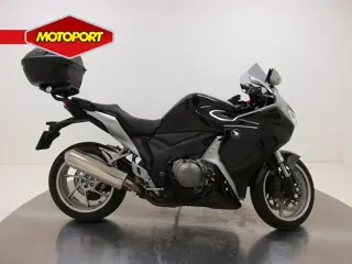 Honda VFR1200F (bj 2010)