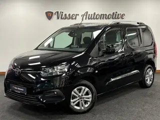 Toyota PROACE CITY VERSO 1.2 Turbo L1*5Pers*Design*Panoramadak*PDC*Camera*Navi*Trekhaak*Apple-Carpla