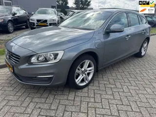 Volvo V60 2.4 D5 Twin Engine Lease Edition Garantie