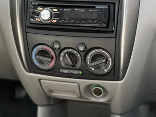 Foto 20 van Mazda Premacy 2.0i Exclusive Airco/APK
