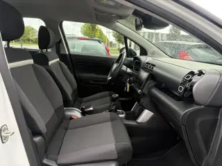 Foto 19 van Citroen C3 Aircross 1.2 PureTech Feel ✓1e Eigenaar✓Nieuwe D-riem✓Draadloze telefoonlader✓Carplay✓Nav