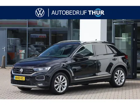Volkswagen T-Roc 1.5 TSI Sport achteruitrijcamera, stoelverwarming, privacy gla,s keyless entry, 18"