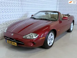 Jaguar XK8 4.0 V8 Convertible Project / BAK NIET GOED! (1999)