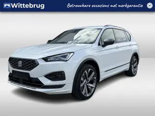 SEAT Tarraco 1.4 TSI e-Hybrid PHEV 245pk FR DSG Automaat / 20"LM velgen / Trekhaak / Navigatie / Par