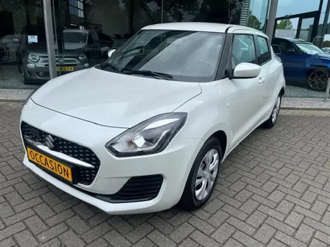 SUZUKI SWIFT 1.2 Comfort Smart Hybrid  Adap Cruise