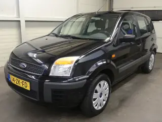 Ford Fusion 1.4-16V Cool & Sound - Trekhaak - Airco