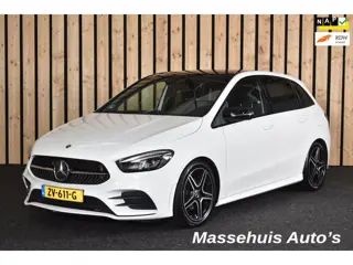 Mercedes-Benz B-klasse 180 Business Solution AMG Trekhaak Panoramadak CarPlay 1e eig. LED Virtual Nw
