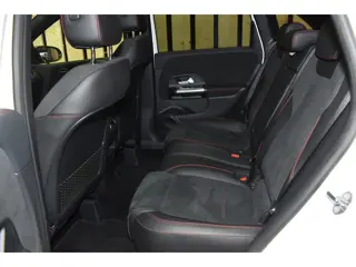 Foto 15 van Mercedes-Benz B-klasse 180 Business Solution AMG Trekhaak Panoramadak CarPlay 1e eig. LED Virtual Nw