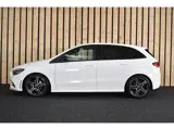 Foto 27 van Mercedes-Benz B-klasse 180 Business Solution AMG Trekhaak Panoramadak CarPlay 1e eig. LED Virtual Nw