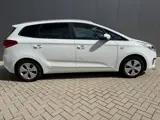 Foto 24 van Kia Carens 1.6 GDi Comfort Pack