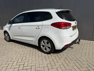 Foto 15 van Kia Carens 1.6 GDi Comfort Pack