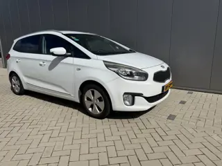 Foto 16 van Kia Carens 1.6 GDi Comfort Pack