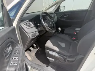 Foto 19 van Kia Carens 1.6 GDi Comfort Pack