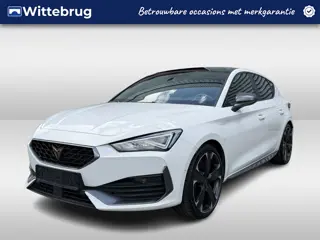CUPRA Leon 1.4 e-Hybrid 245pk Performance DSG Automaat / Panoramadak / Performance / 19"LM velgen / 