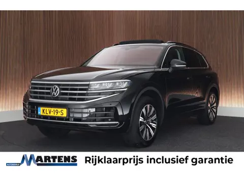 Volkswagen Touareg 3.0 e-Hybrid 381pk Elegance Trekhaak Camera Leder Virtual Cockpit Panoramadak Nav