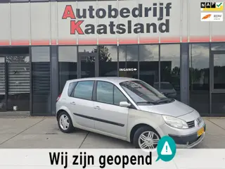 Renault Grand Scénic 2.0-16V Expression Comfort - Automaat - Trekhaak