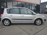 Foto 27 van Renault Grand Scénic 2.0-16V Expression Comfort - Automaat - Trekhaak