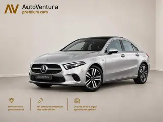 Mercedes-Benz A-klasse 250 e Business Solution Luxury Limited | Schuif-/kantel Panorama | Camera | T