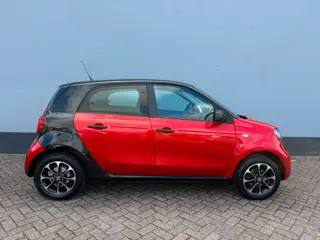 Foto 16 van Smart Forfour 1.0 Pure Automaat - Cruise Control