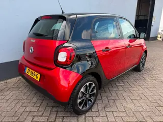 Foto 17 van Smart Forfour 1.0 Pure Automaat - Cruise Control