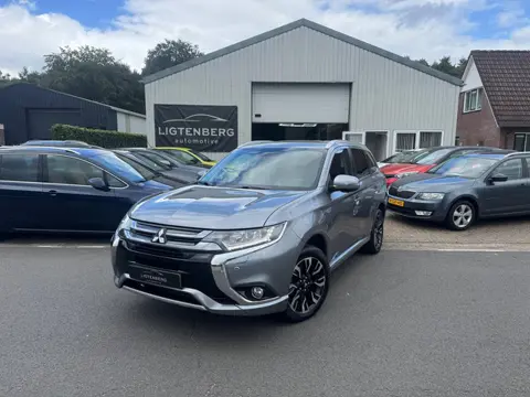 Mitsubishi Outlander 2.0 PHEV instyle+