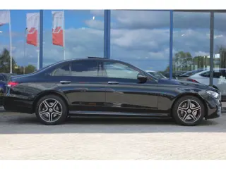 Mercedes-Benz E-Klasse 300e AMG Line NIGHT PAKKET PANORAMADAK LEDER MEMORY BURMESTER 360-CAMERA KEY-