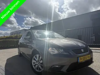 SEAT Leon ST 1.6 TDI 6 Bak Clima Navigatie Parksensor