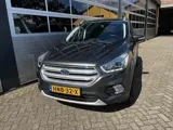 Foto 23 van Ford Kuga 1.5 EcoBoost 175 PK Vignale AUTOMAAT