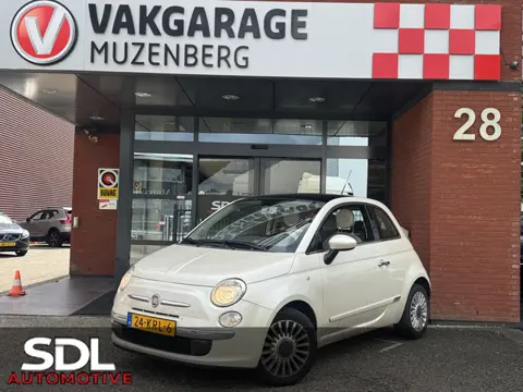 Fiat 500 1.2 Lounge // AIRCO // PANO // LICHT METALEN VELGEN // COMPLEET ONDERHOUDEN!! //