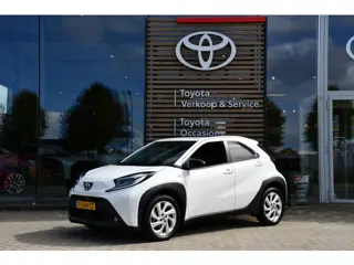 Toyota Aygo X 1.0 VVT-i MT first Handgeschakeld 72pk | Dealer onderhouden | Achteruitrijcamera | App