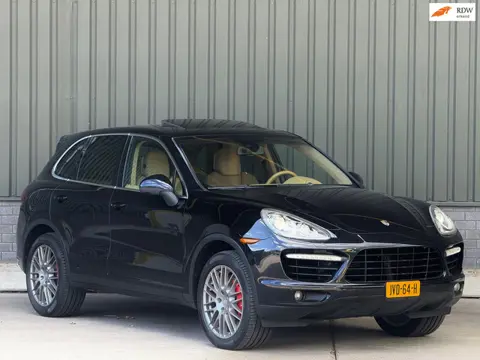Porsche Cayenne 4.8 Turbo / PANO / FULL OPTION
